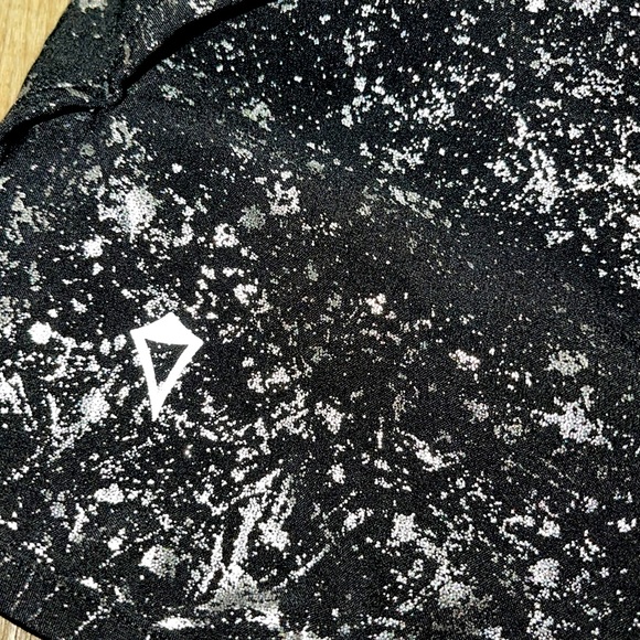 Ivivva by lululemon short size 14 (girls) - Picture 3 of 7